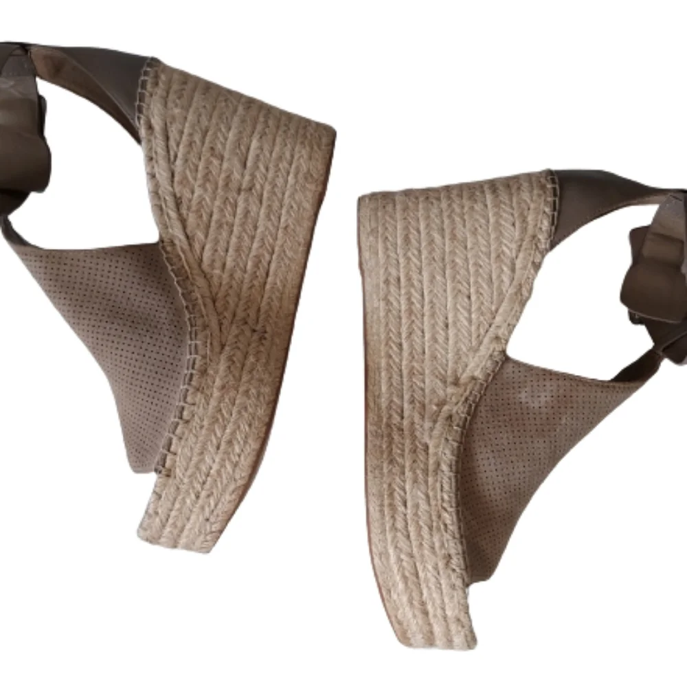 Marc Fisher Annie Platform Wedge Shoe Size 10M Tan Beige Espadrille